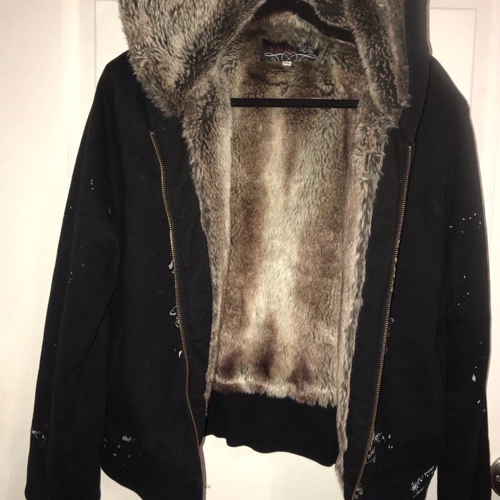 Nice winter coat - Picture 4 of 4